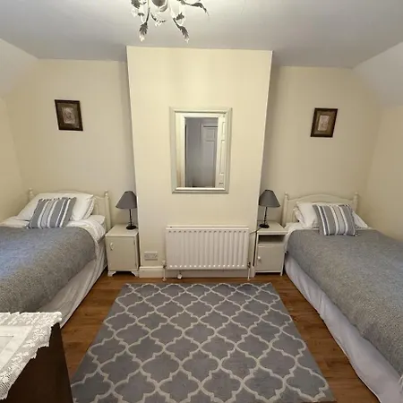 Maggies Place Cahersiveen